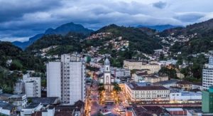 Read more about the article Criança morre após se engasgar com maçã em creche de Petrópolis