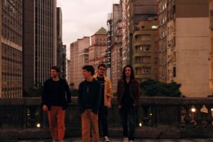 Read more about the article Banda gaúcha Transit in the Ryes explora ansiedades sociais em single que antecipa EP