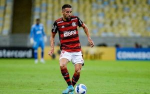 Read more about the article Flamengo não pretende renovar contrato com Maurício Isla