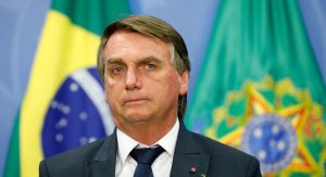 Read more about the article Bolsonaro defende privatização da Petrobras e nega inteferência