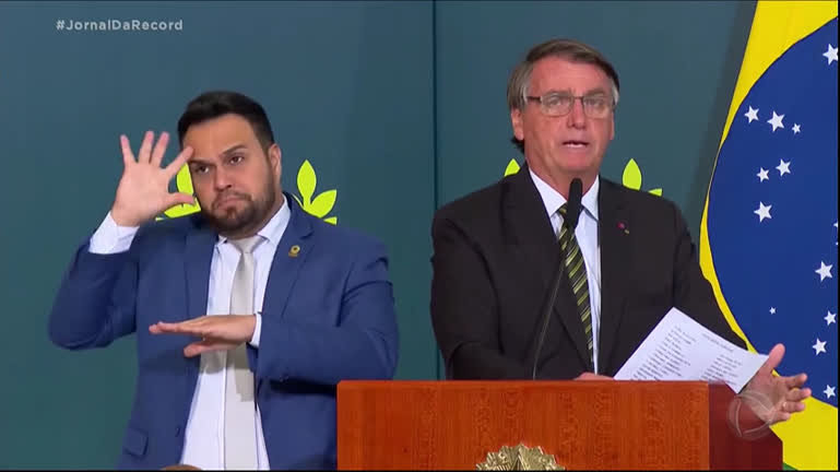 You are currently viewing Bolsonaro participa do lançamento do Plano Safra e destaca importância do agronegócio brasileiro