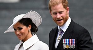 Read more about the article Com ausência de Elizabeth 2ª, Harry e Meghan concentram atenções em cerimônia religiosa