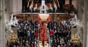 Read more about the article Sem a presença de Elizabeth 2ª, cerimônia religiosa celebra os 70 anos de reinado da monarca