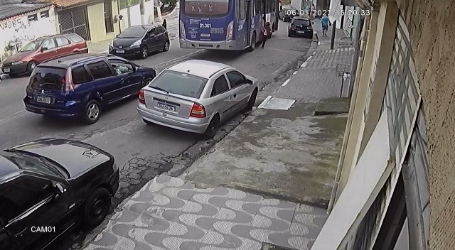 You are currently viewing Veja vídeo de idosa sendo atropelada por ônibus em Osasco