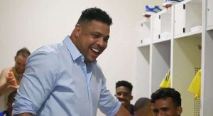 Read more about the article O milagre de Ronaldo Fenômeno. Mesmo com dívida de R$ 1 bilhão, o Cruzeiro renasce nas suas mãos