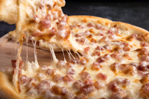 Read more about the article Saiba como fazer uma receita perfeita de pizza na frigideira