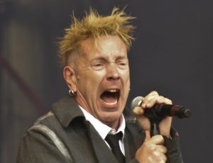 Read more about the article Punk Is Dead: Johnny Rotten diz que “anarquia é uma péssima ideia”