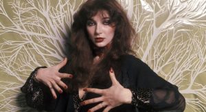 Read more about the article Em raro pronunciamento, Kate Bush mostra alegria pelo sucesso renovado de “Running Up That Hill”