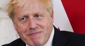 Read more about the article Boris Johnson permanece como primeiro-ministro do Reino Unido após votação no Parlamento