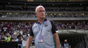 Read more about the article Dorival troca Ceará por Fla, e vídeo dizendo que ‘nunca deixou clubes’ viraliza na web