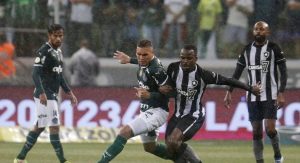 Read more about the article Estratégia de Luís Castro não surte efeito, Botafogo tem pior atuação no Brasileirão e vê Z4 mais próximo