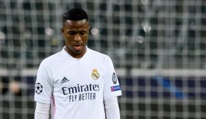 Read more about the article Real Madrid: Atraso no passaporte europeu de Vinícius Jr. pode causar problemas