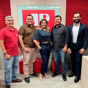 Read more about the article Jovem Pan News Fortaleza comemora 4 anos na liderança entre as rádios de notícias do Ceará