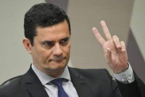 Read more about the article E se um ET entrevistasse Sergio Moro