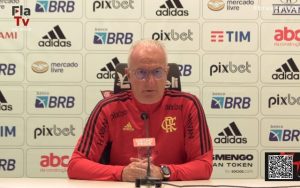 Read more about the article Dorival diz que utilizará recurso implementado por Paulo Sousa no Flamengo