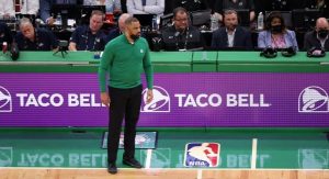 Read more about the article Finais NBA: Técnico dos Celtics admite dor da derrota, mas espera que experiência eleve o nível do time