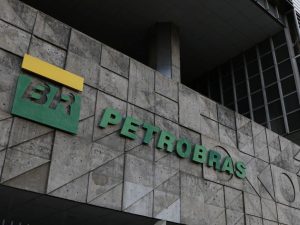 Read more about the article Efeito do teto de ICMS é frustrado pelo reajuste da Petrobras