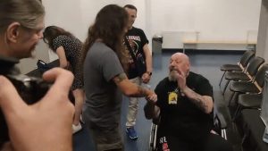 Read more about the article Iron Maiden irá pagar custos médicos do ex-vocalista Paul Di’Anno após cirurgia complexa