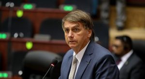 Read more about the article Bolsonaro diz que quem defende aborto para menina de 11 anos quer ditadura no Brasil