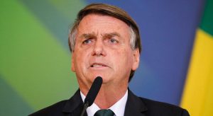 Read more about the article Se Brasil for para a esquerda, vai acabar como a Colômbia, diz Bolsonaro