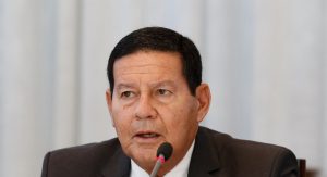 Read more about the article ‘Falhou, e falhou feio’, diz Mourão sobre denúncias contra Pedro Guimarães