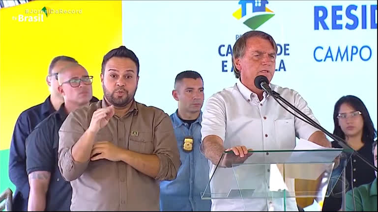 You are currently viewing Supremo decreta sigilo em inquérito de suposta interferência de Bolsonaro nas investigações do MEC