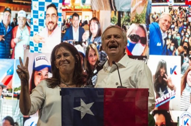 You are currently viewing A reinvenção dos comunistas