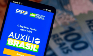 Read more about the article O Auxílio Brasil passará a custar 600 reais; entenda!