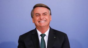 Read more about the article Bolsonaro ironiza suposta relação de ex-contador de Lula com PCC