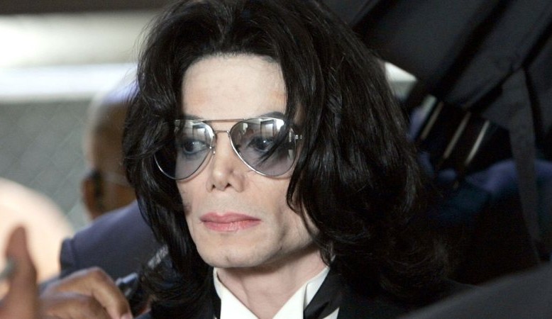 You are currently viewing Michael Jackson têm músicas “falsas” removidas do streaming