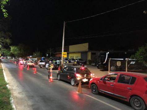 You are currently viewing Operação Lei Seca prende 14 pessoas por embriaguez ao volante nesta madrugada