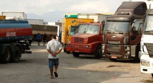 Read more about the article Governo pagará duas parcelas dos auxílios a caminhoneiros e taxistas em agosto