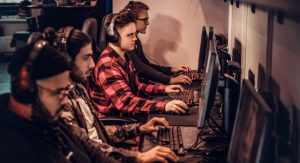 Read more about the article Jovens que jogam videogame frequentemente são mais rápidos e habilidosos para tomar decisões