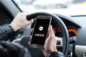 Read more about the article Uber pagará US$ 2 milhões por cobrar taxas injustas de PCDs