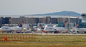 Read more about the article Lufthansa anuncia cancelamento de mais de mil voos na Alemanha nesta quarta (27)