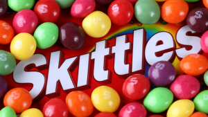 Read more about the article Homem processa a Mars alegando que Skittles contém toxina perigosa