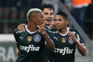 Read more about the article Qual a provável escalação do Palmeiras contra o Ceará pelo Brasileirão 2022?