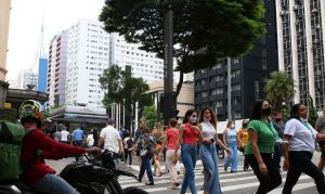 Read more about the article População trabalhando é a maior da série histórica no Brasil