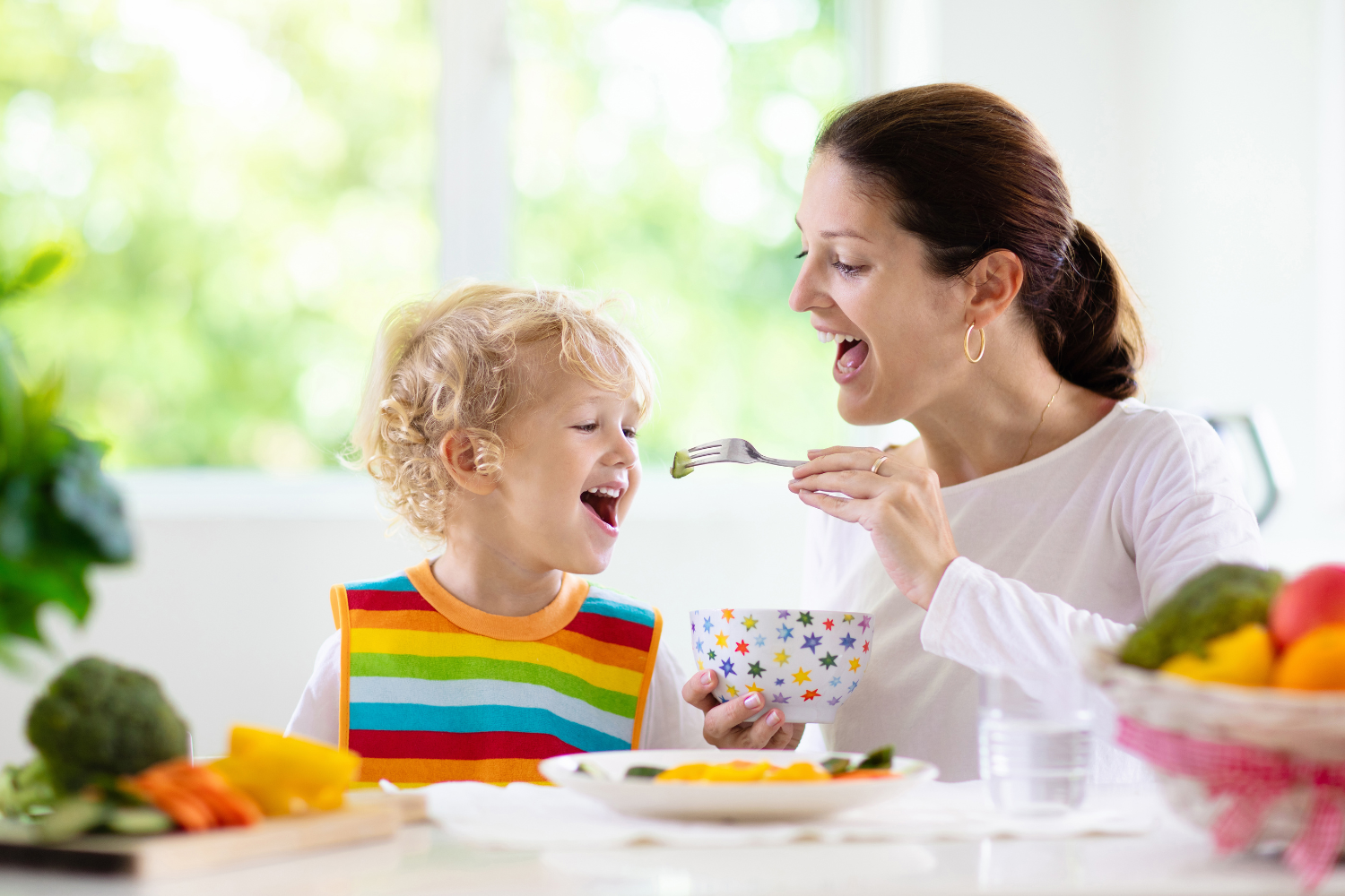 You are currently viewing Ministério da Saúde desenvolve guia com dicas para alimentação das crianças