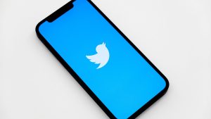 Read more about the article Versão paga do Twitter está ficando salgada; empresa fez reajuste assustador em relação ao que oferece