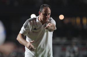 Read more about the article Time titular, reserva ou misto contra o Flamengo? Rogério Ceni falou a respeito