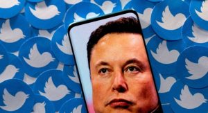 Read more about the article Musk diz que acordo com Twitter deve avançar se empresa fornecer prova de contas reais