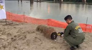 Read more about the article Bomba da 2ª Guerra, encontrada em rio da Itália, é desarmada