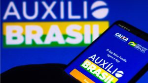 Read more about the article Fila do Auxílio Brasil é o dobro do anunciado pelo Governo