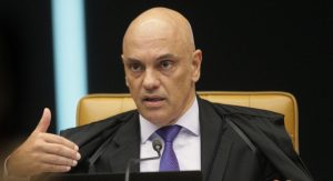 Read more about the article Rosa Weber pede opinião da PGR sobre investigar Moraes por ativismo judicial