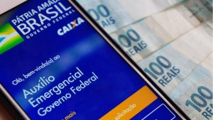 Read more about the article Quem tem direito ao Auxílio Fixo de 1.200 por mês?