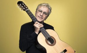 Read more about the article Caetano Veloso planeja se mudar para Bahia e fazer shows semanais: “que venham a Salvador”