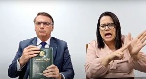 Read more about the article Bolsonaro critica manifesto e diz que Constituição é a melhor carta da democracia