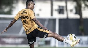 Read more about the article Madson quer vitória do Santos no domingo para ‘presentear’ os pais