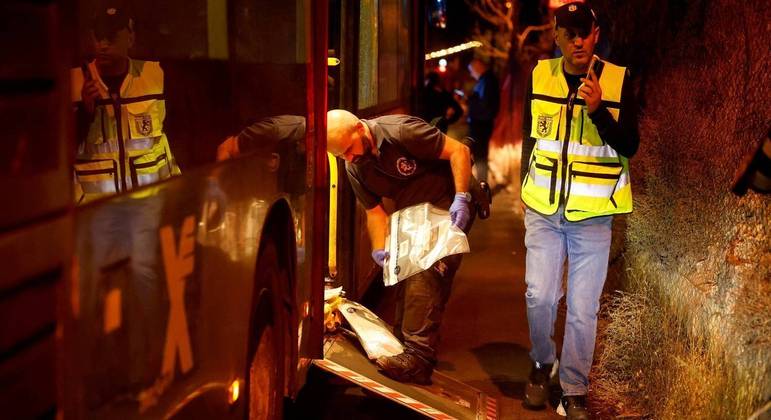 You are currently viewing Polícia israelense prende suspeito de ataque a ônibus em Jerusalém